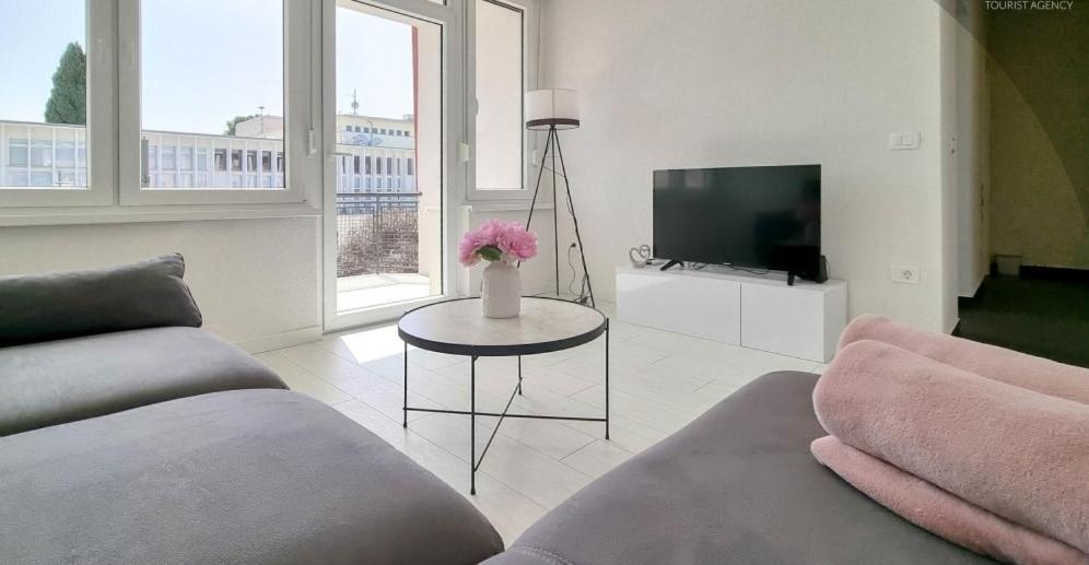Bella Apartment Умаг Екстер'єр фото